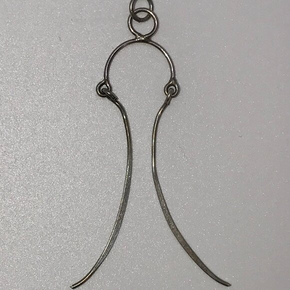 Sterling Silver Wishbone Bridle Pendant - Picture 4 of 16